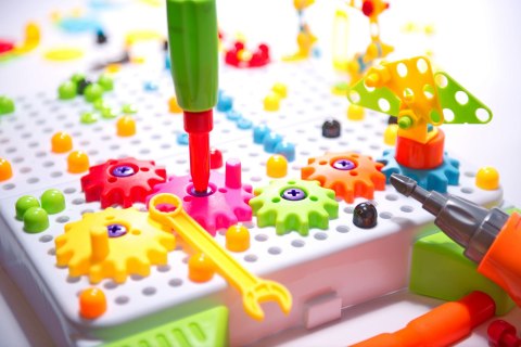 Wkrętarka wiertarka śrubki klocki konstrukcyjne zestaw majsterkowicza walizka 181 elementów